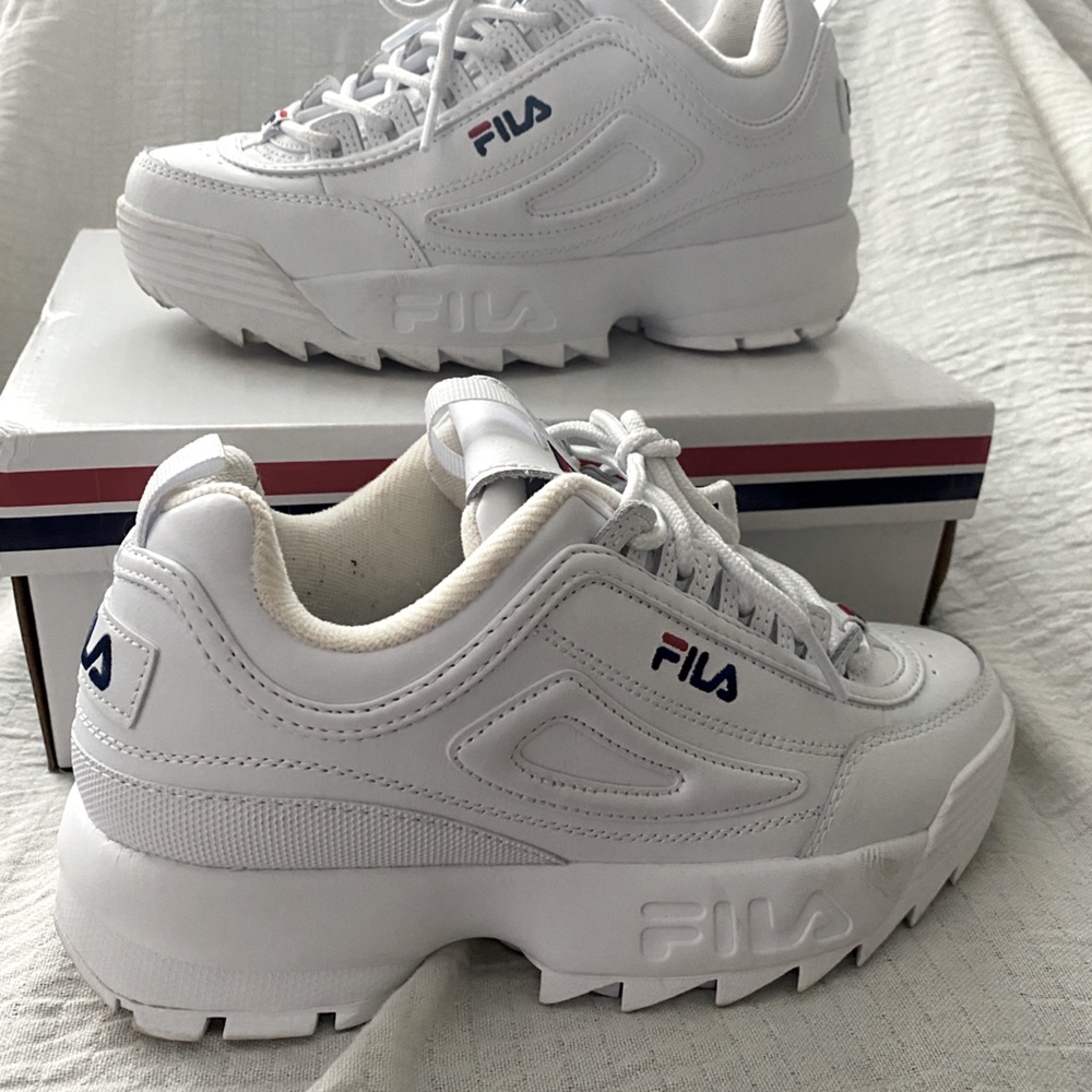 FILA Disruptor Sneakers size 7.5